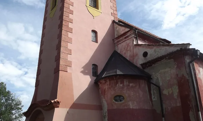 kostel Narození Panny Marie (Strašín)