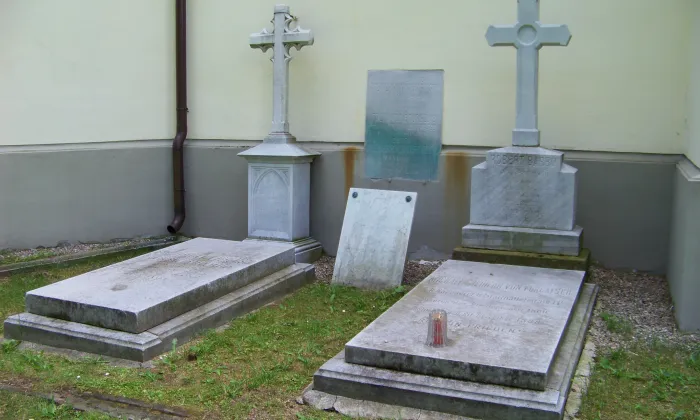 kostel Nejsvětější Trojice (Horní Jelení)