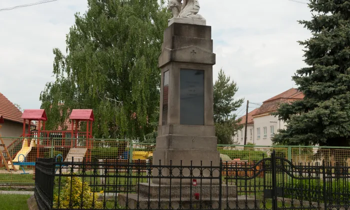 kostel Zasnoubení Panny Marie