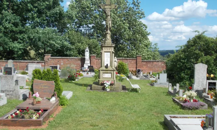 kostel sv. Jana Nepomuckého (Zálesní Lhota)