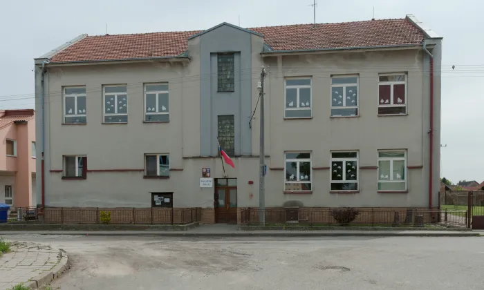 kostel svaté Anny (Jiřice u Miroslavi)