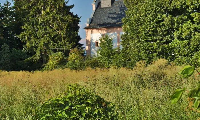 kostel svatého Františka Serafinského v Chudobíně