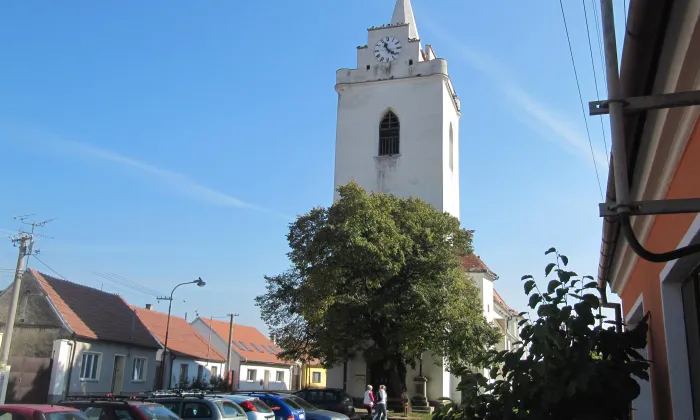 kostel svatého Michaela archanděla (Dolní Věstonice)