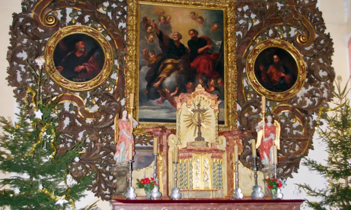 kostel svatého Petra a Pavla (Krajková)