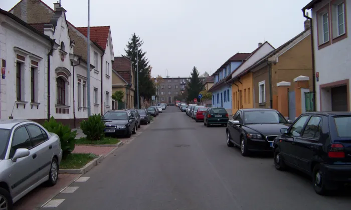 Pod turnovskou tratí