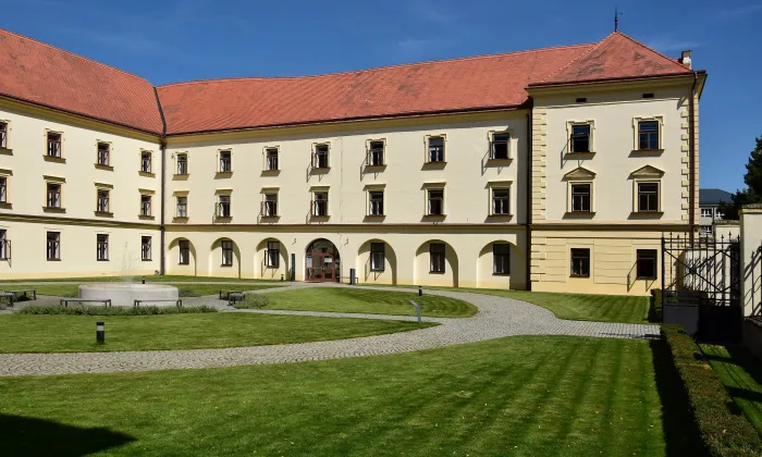 Klášter Pacov