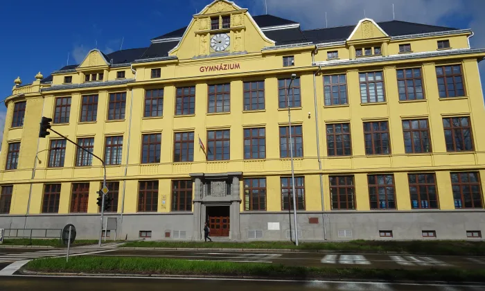 Piaristická kolej s kostelem Panny Marie Těšitelky