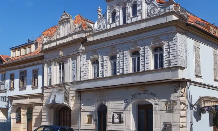 Domy čp. 150, 151 – summer