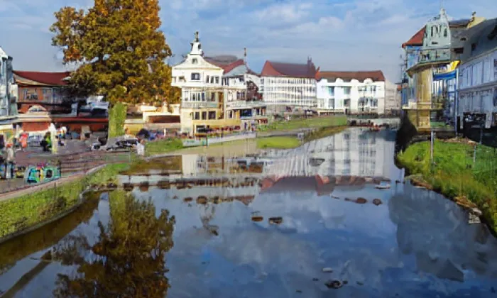 jezový most a zdymadlo Miřejovice – spring