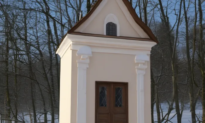 kaple Nejsvětější Trojice u Děrného – noc