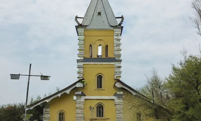 Kostel Nanebevstoupení Páně (Stará Role) – akvarel