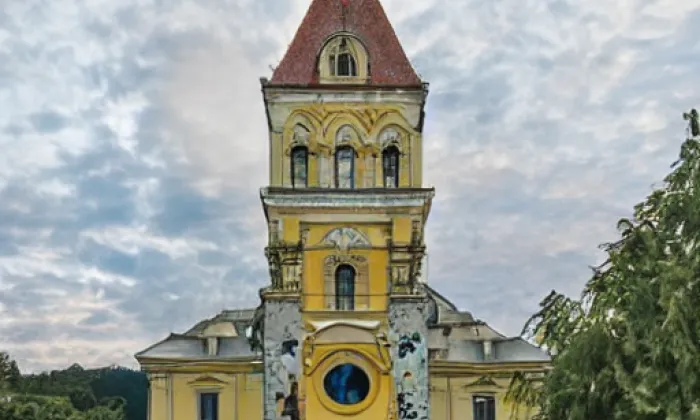 Kostel Nanebevstoupení Páně (Stará Role) – summer