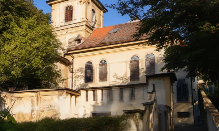 Kostel Narození Panny Marie (Buškovice) – summer