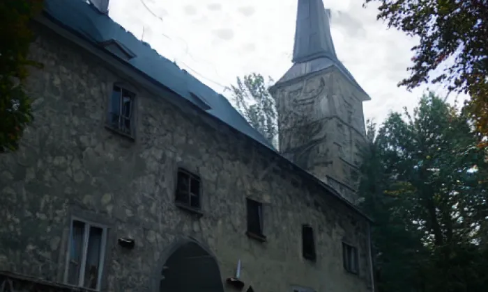 kostel Navštívení Panny Marie (Nové Domky) – autumn