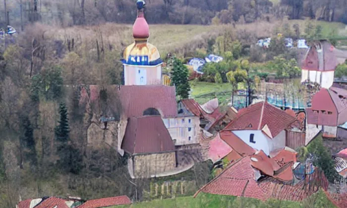 Kostel Nejsvětější Trojice (Bzí) – winter