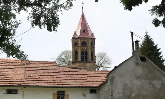 Kostel Nejsvětější Trojice (Neznašov) – spring