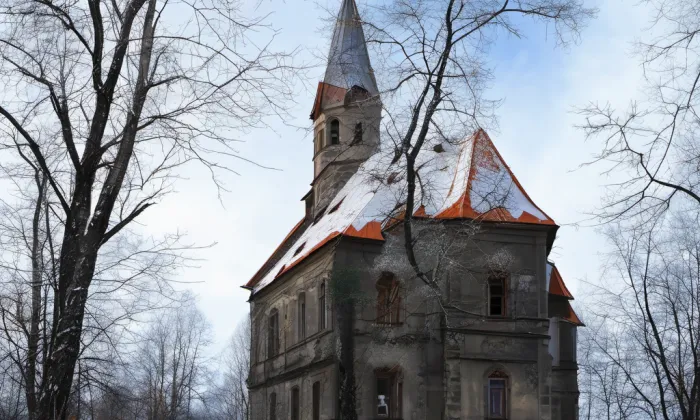 kostel Panny Marie Bolestné (Žulová) – autumn