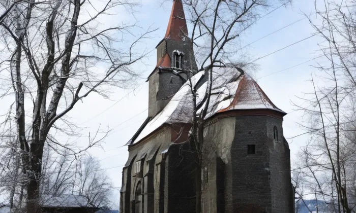 kostel Panny Marie Bolestné (Žulová) – winter