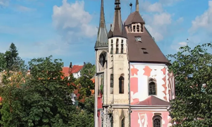 kostel svaté Anny a svatého Jakuba Většího – noc