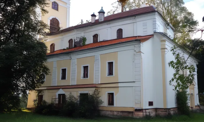 Kostel svaté Kateřiny Alexandrijské (Sloup v Čechách) – summer