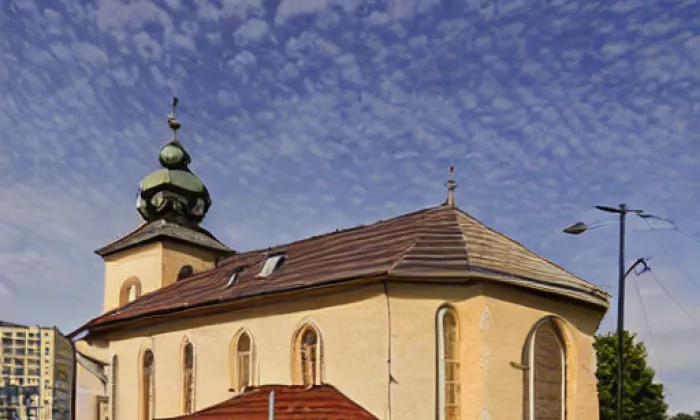 Kostel svatých Filipa a Jakuba (Roztoky u Jilemnice) – summer