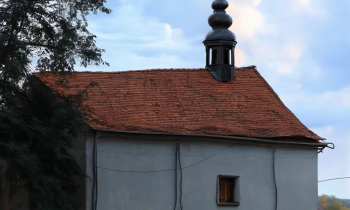 kostel svatého Šimona a Judy (Radostice) – autumn