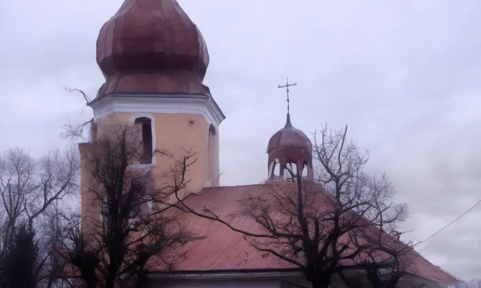 Kostel svatého Štěpána (Velký Třebešov) – autumn