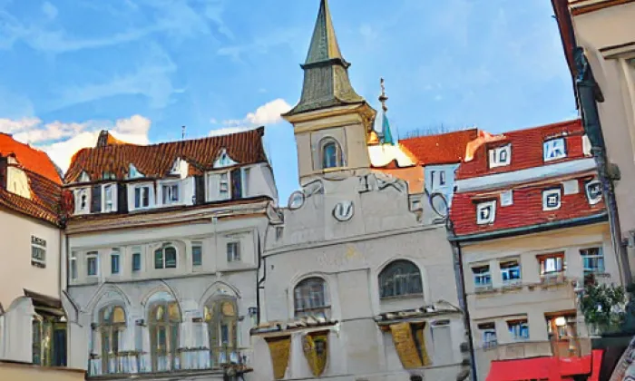 Kostel svatého Bartoloměje v Praze – noc