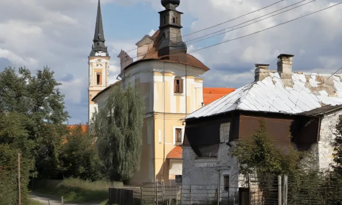 Kostel svatého Havla (Teplýšovice) – autumn