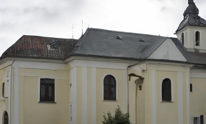 kostel svatého Jakuba Staršího (Městečko Trnávka) – autumn
