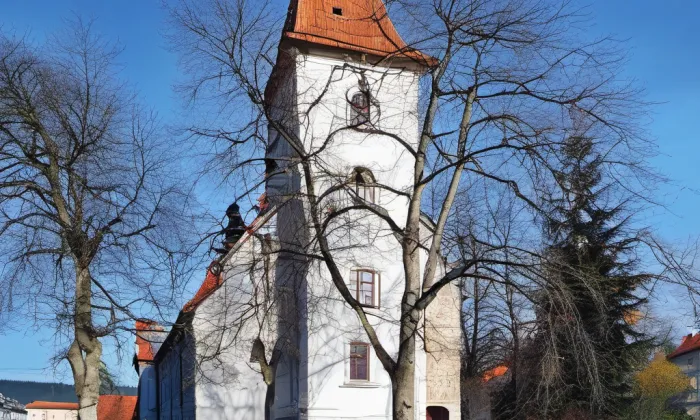Kostel svatého Jakuba Většího (Boršov nad Vltavou) – summer