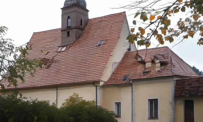 Kostel svatého Jana Křtitele (Dražice) – autumn