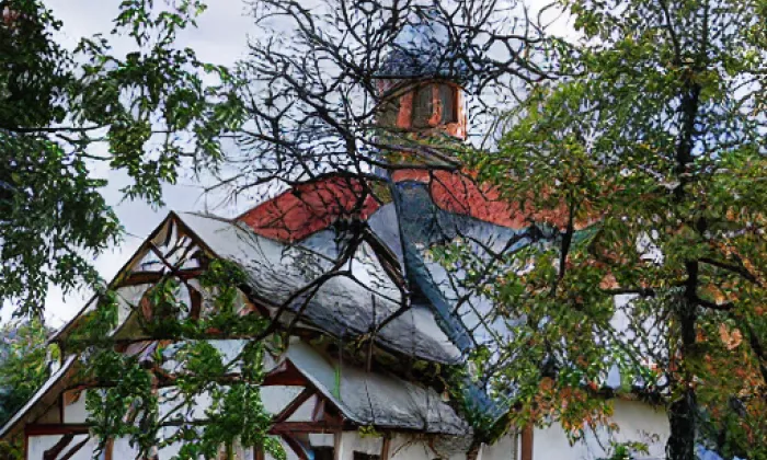 Kostel svatého Jana Křtitele a svatého Prokopa – autumn