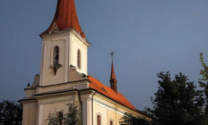 Kostel svatého Jiljí (Bystřice pod Hostýnem) – noc