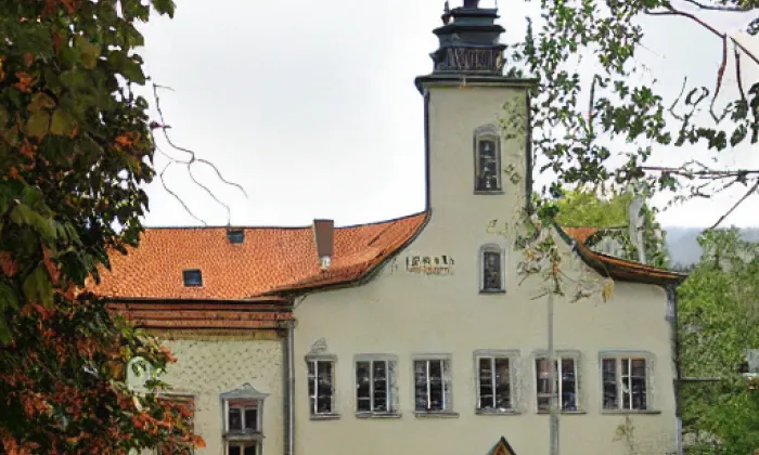 kostel svatého Jiljí (Komárov) – autumn
