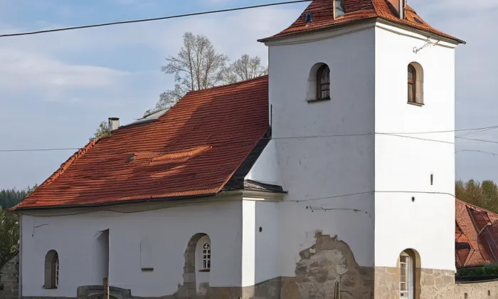 kostel svatého Leopolda (Rokytná) – summer
