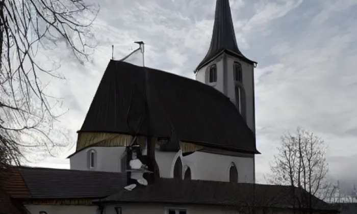 Kostel svatého Linharta (Horní Studénky) – spring