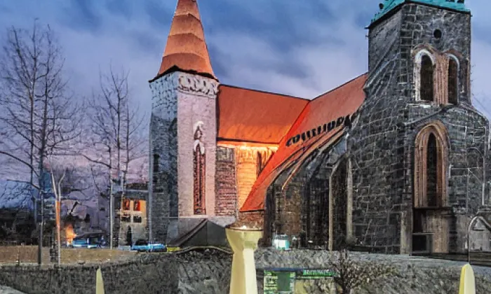 kostel svatého Mikuláše (Boletice) – noc
