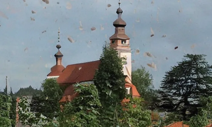 Kostel svatého Petra a Pavla (Podbořany) – autumn
