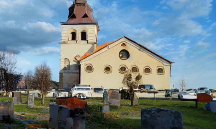 kostel svatého Petra a Pavla (Rozhovice) – noc