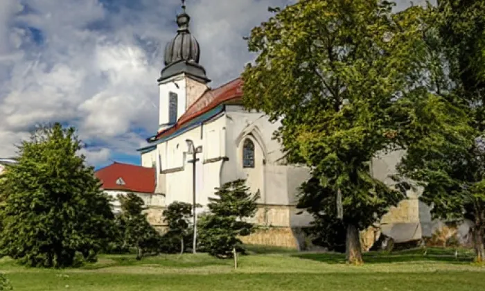 Kostel svatého Prokopa (Semčice) – winter