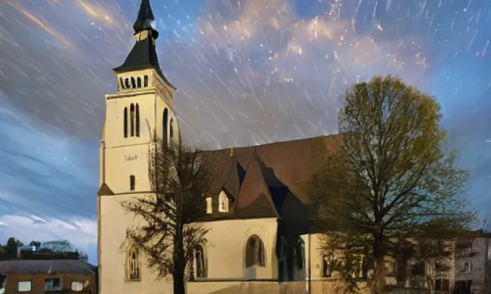 Kostel svatého Prokopa (Sobčice) – noc