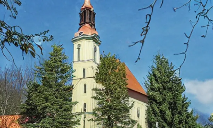 Kostel svatého Václava (Hulín) – noc