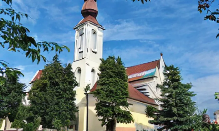 Kostel svatého Václava (Hulín) – summer
