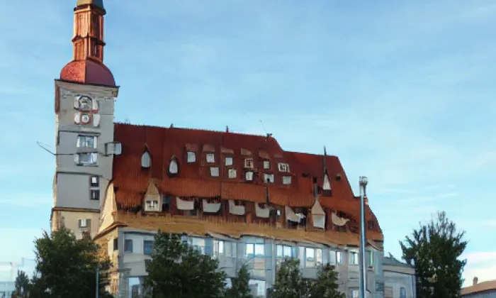 Kostel svatého Václava (Netolice) – autumn