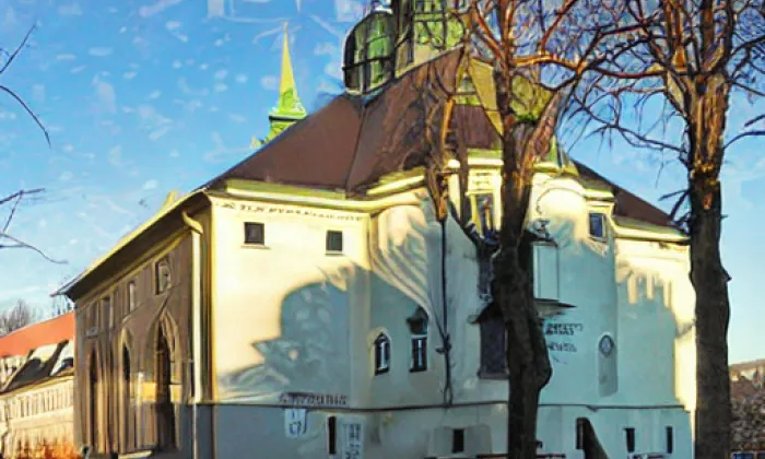 Kostel svatého Václava (Paseky nad Jizerou) – noc