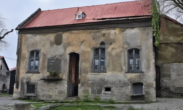 Kostel svatého Víta (Kvílice) – noc