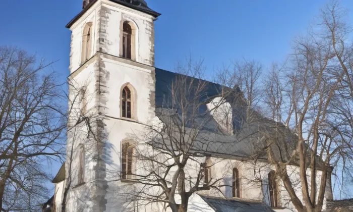 Kostel svatého Vavřince (Kaňk) – noc