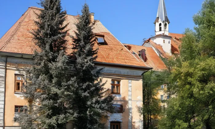 Kostel svatého Vavřince (Ovesné Kladruby) – autumn