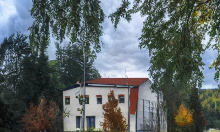 Kostel svatého Vavřince (Vrčeň) – autumn